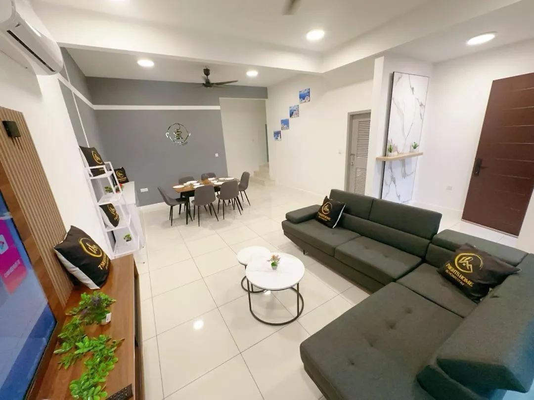 Holiday home Hello Baby Dato Onn Tebing 10Pax Private Bathroom Johor Bahru